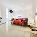 Bed & Breakfast D Annunzio House
