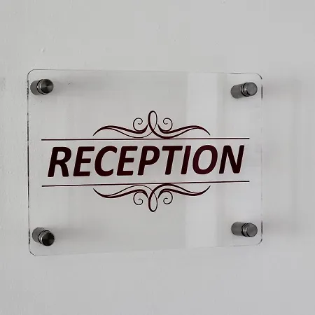 D Annunzio House 住宿加早餐酒店 马帝斯兹罗