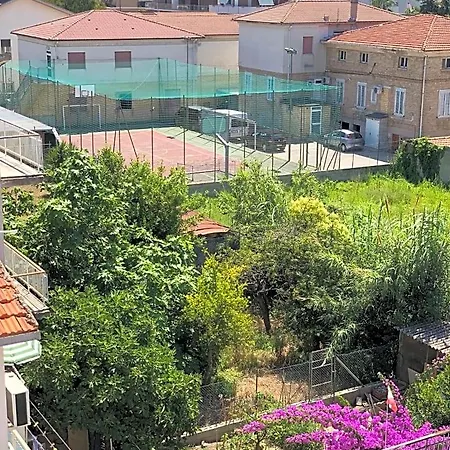 D Annunzio House Bed & Breakfast