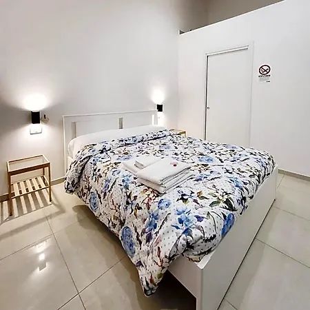 Bed & Breakfast D Annunzio House Martinsicuro