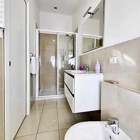 Bed & Breakfast D Annunzio House Martinsicuro