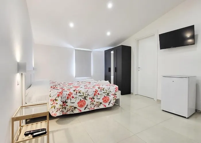 فندق مبيت وإفطار D Annunzio House مارتينسيكورو